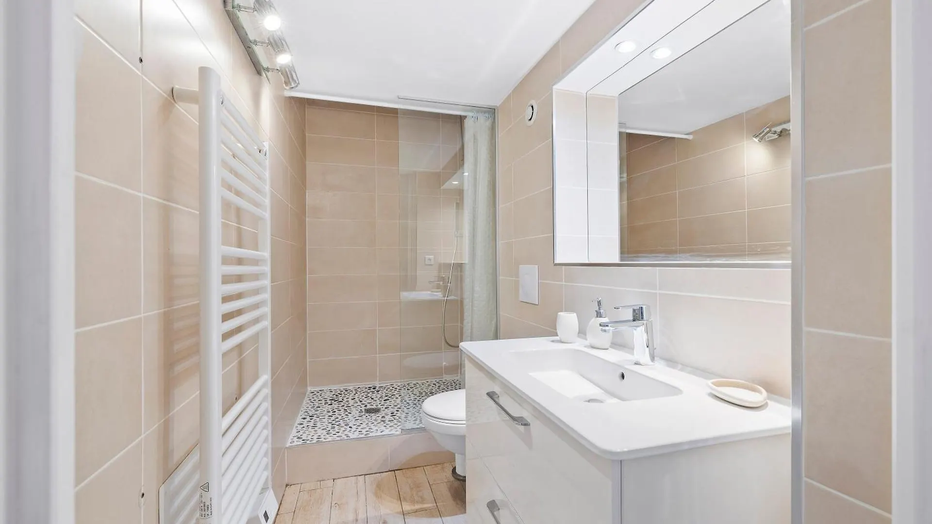 דירה Nice Renting - Gautier - Elegance Height Port & Castle ניס צרפת